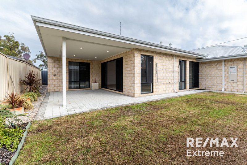 Photo - 12 Manston Road, Thornlie WA 6108 - Image 26