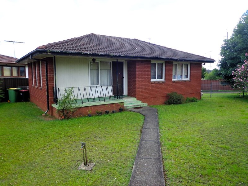 12 Maple Road, North St Marys NSW 2760