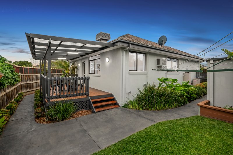 Photo - 1/2 Maple Street, Bayswater VIC 3153 - Image 15