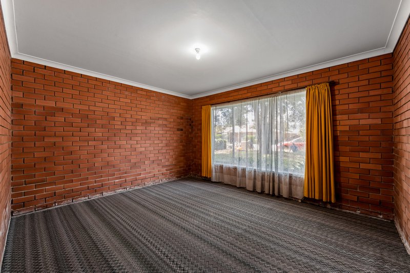 Photo - 12 Maple Street, Bayswater VIC 3153 - Image 6