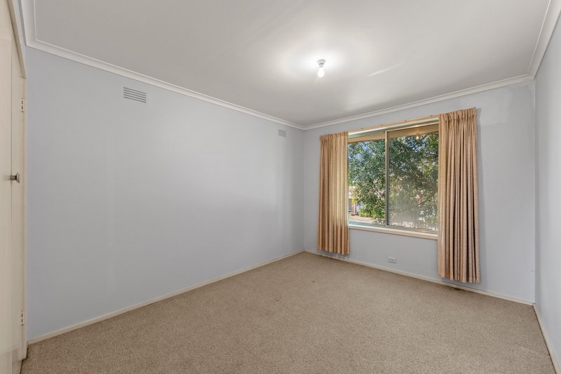 Photo - 12 Maple Street, Bayswater VIC 3153 - Image 7