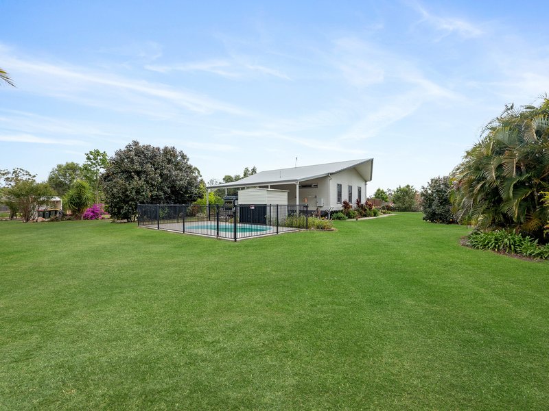 Photo - 12 Marina Drive, Pacific Haven QLD 4659 - Image 2