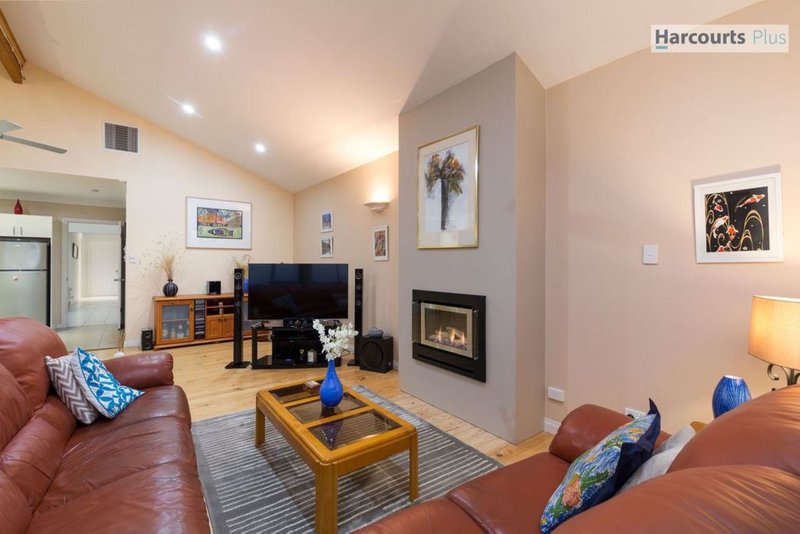 Photo - 12 Marine Avenue, Hallett Cove SA 5158 - Image 10