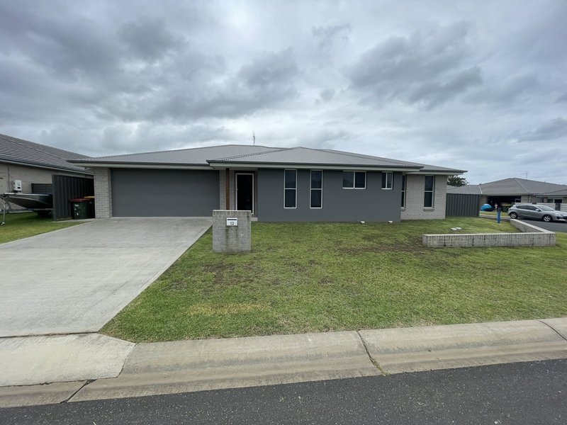 Photo - 12 Mariner Avenue, Old Bar NSW 2430 - Image 1