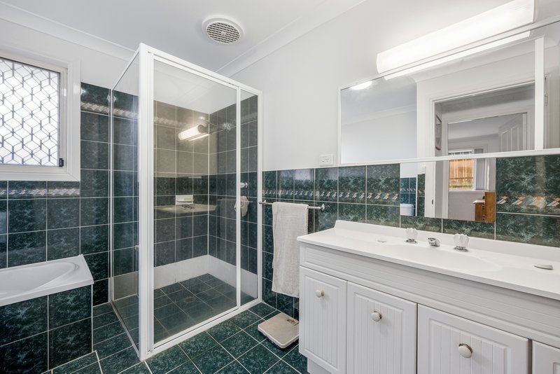 Photo - 12 Mariners Way, Port Macquarie NSW 2444 - Image 12