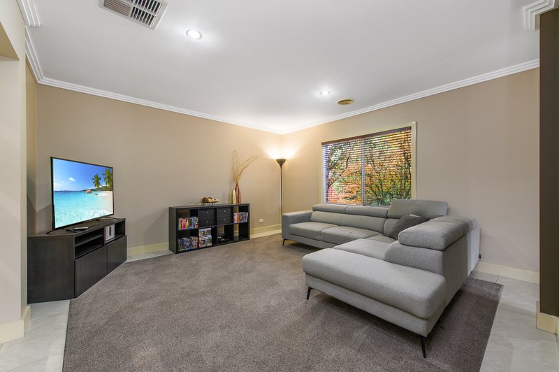 Photo - 12 Market Terrace, Taylors Hill VIC 3037 - Image 5