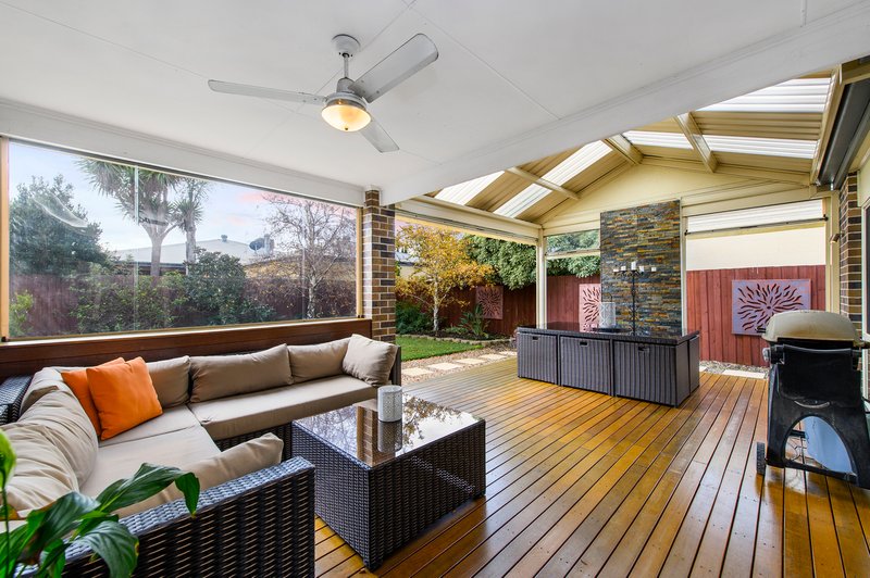 Photo - 12 Market Terrace, Taylors Hill VIC 3037 - Image 19