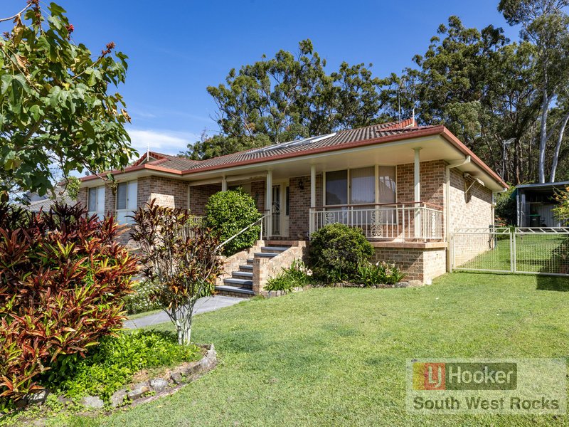 Photo - 12 Marlin Drive, South West Rocks NSW 2431 - Image 5