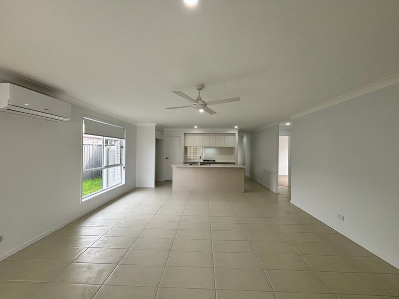 Photo - 12 Marlowe Avenue, Anambah NSW 2320 - Image 7