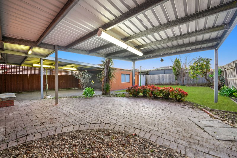 Photo - 12 Maroubra Avenue, Noble Park VIC 3174 - Image 9