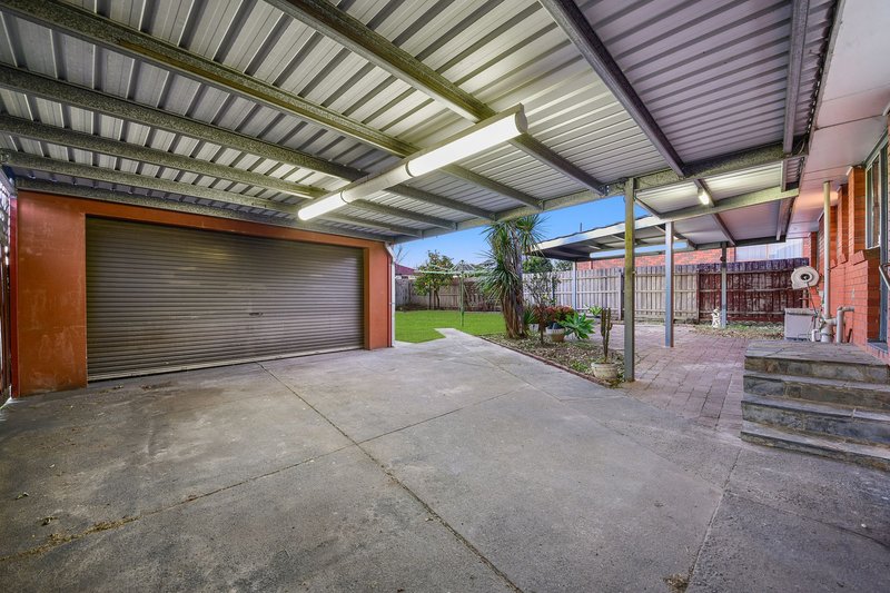 Photo - 12 Maroubra Avenue, Noble Park VIC 3174 - Image 10