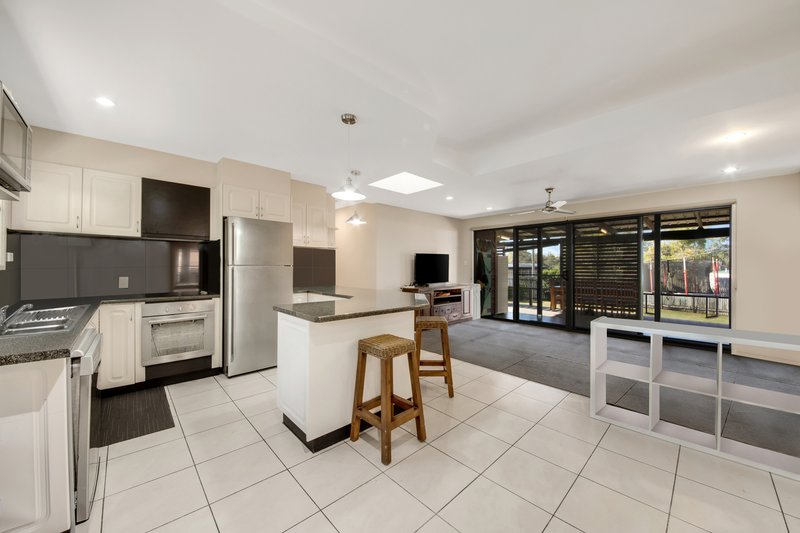 Photo - 12 Mars Crescent, Telina QLD 4680 - Image 3