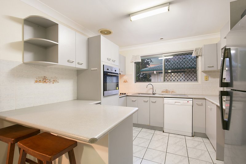 Photo - 12 Marsden Street, Rochedale South QLD 4123 - Image 5