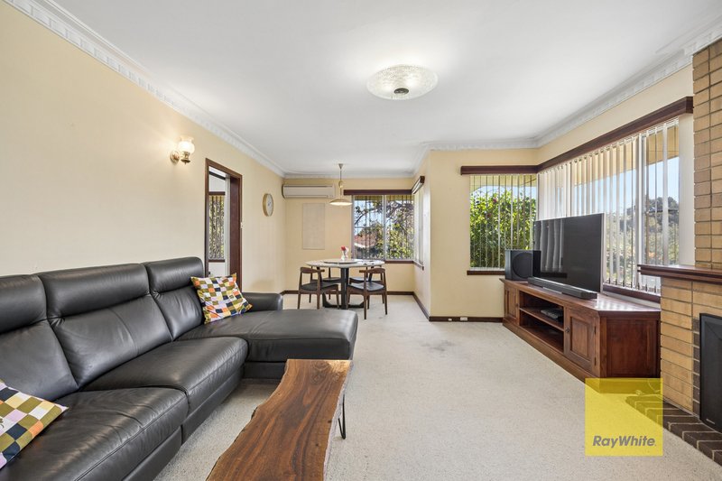Photo - 12 Mary Drive, Lesmurdie WA 6076 - Image 9