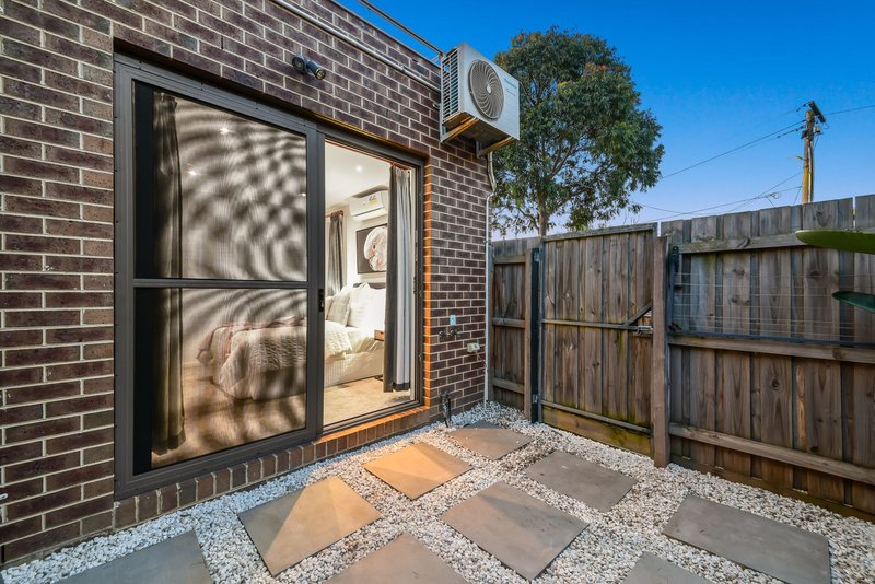 Photo - 1/2 Mary Street, Springvale VIC 3171 - Image 14