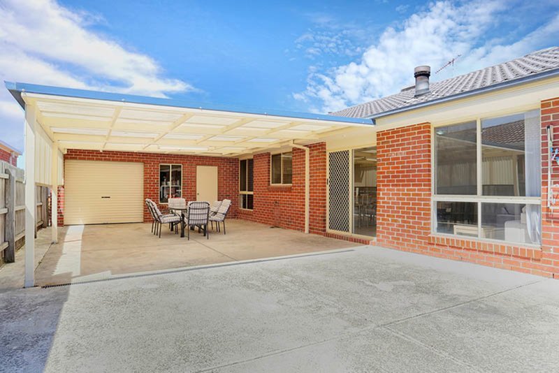 Photo - 12 Masters Circuit, Roxburgh Park VIC 3064 - Image 10