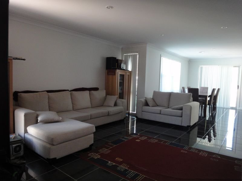 Photo - 12 Mavis Latham Street, Franklin ACT 2913 - Image 3