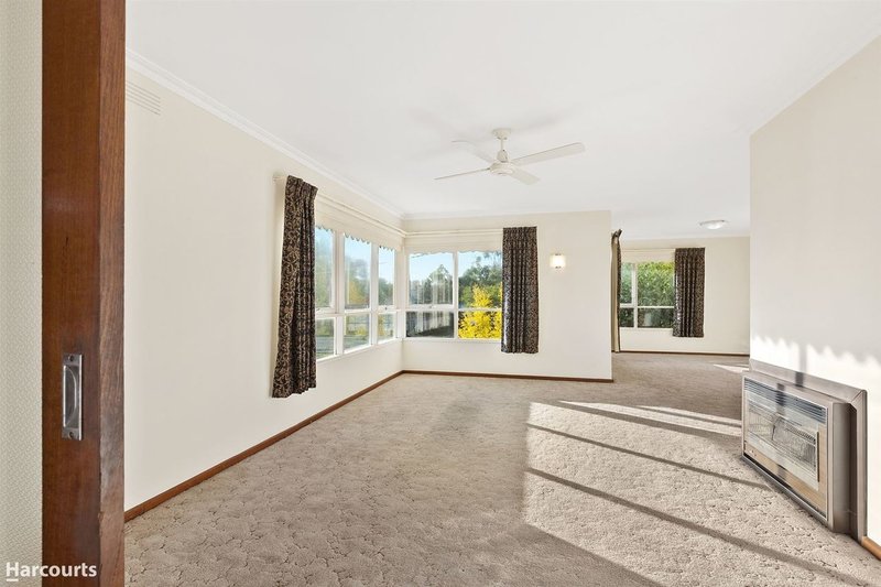 Photo - 12 Maxlyn Avenue, Ballarat East VIC 3350 - Image 2