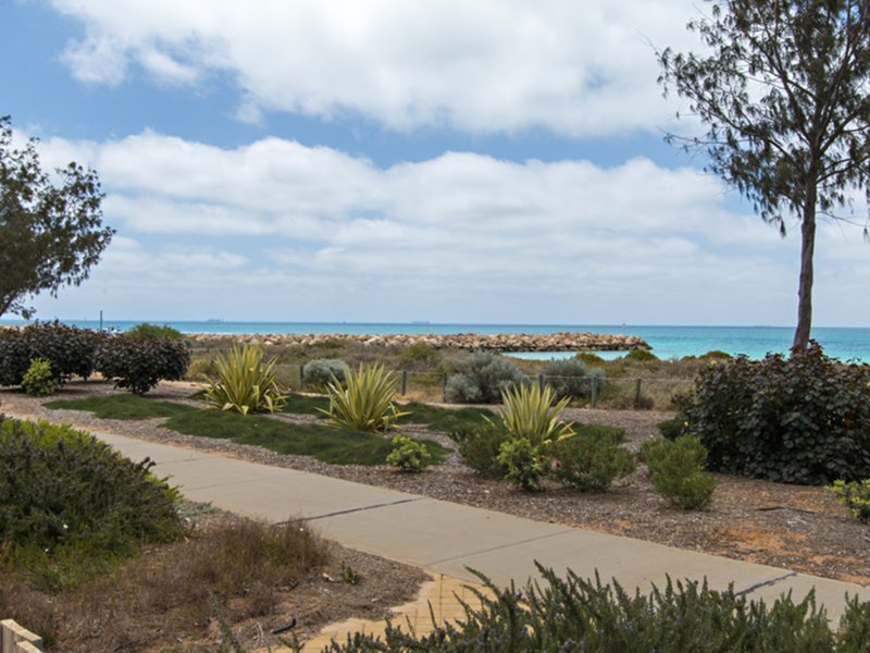 12 Mayhill Quays , Geraldton WA 6530