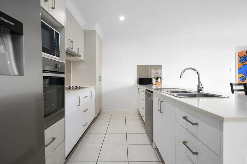 Photo - 12 Mcallisters Crescent, Coomera QLD 4209 - Image 4