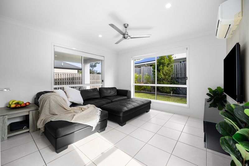 Photo - 12 Mcallisters Crescent, Coomera QLD 4209 - Image 9