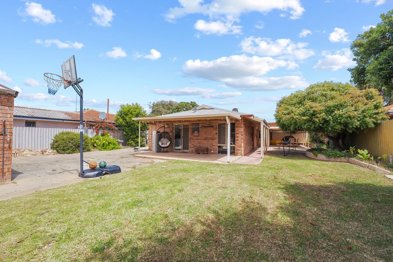 Photo - 12 Mccormick Street, Warnbro WA 6169 - Image 24