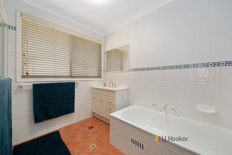 Photo - 12 Mccrea Boulevard, San Remo NSW 2262 - Image 10