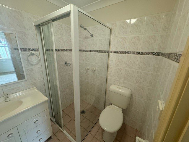 Photo - 1/2 Mccredie Road, Guildford NSW 2161 - Image 9