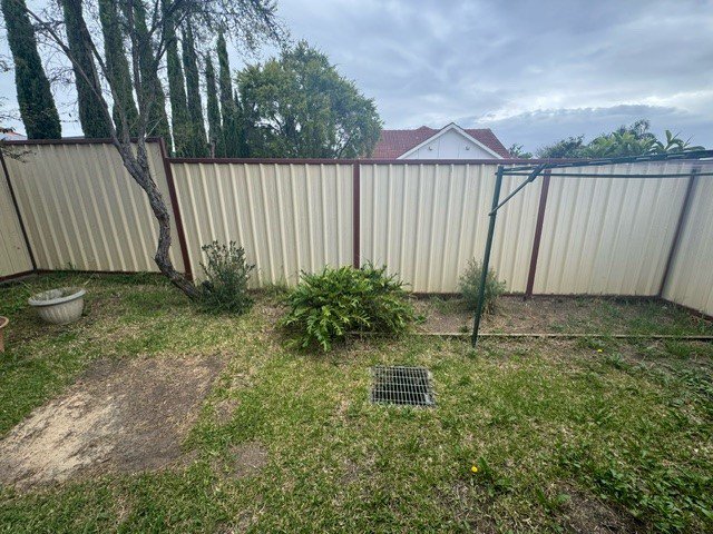 Photo - 1/2 Mccredie Road, Guildford NSW 2161 - Image 13