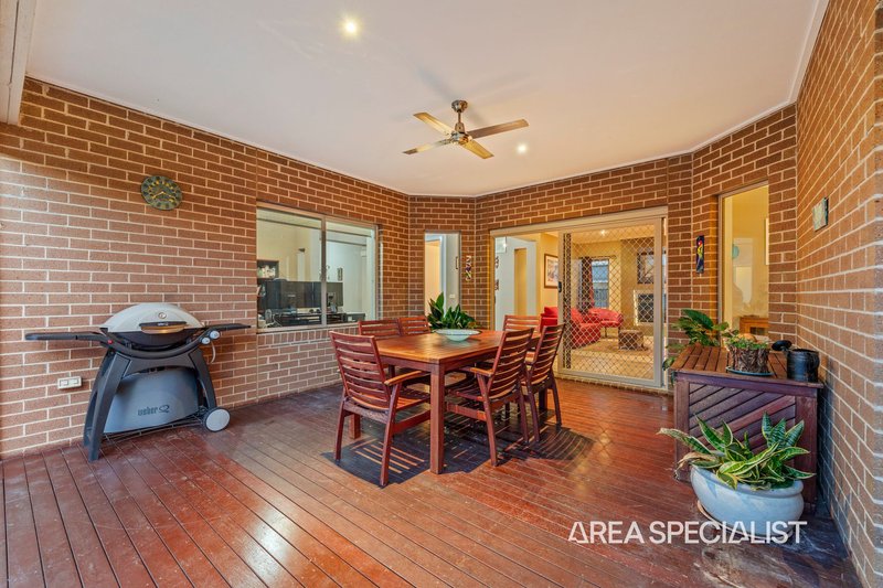 Photo - 12 Mccubbin Avenue, Pakenham VIC 3810 - Image 10