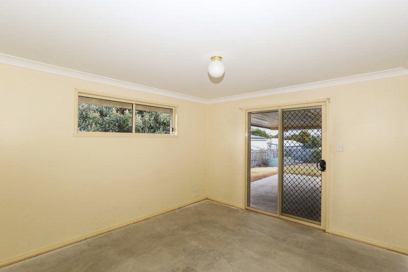 Photo - 12 Mcdonald Court, Wyreema QLD 4352 - Image 9