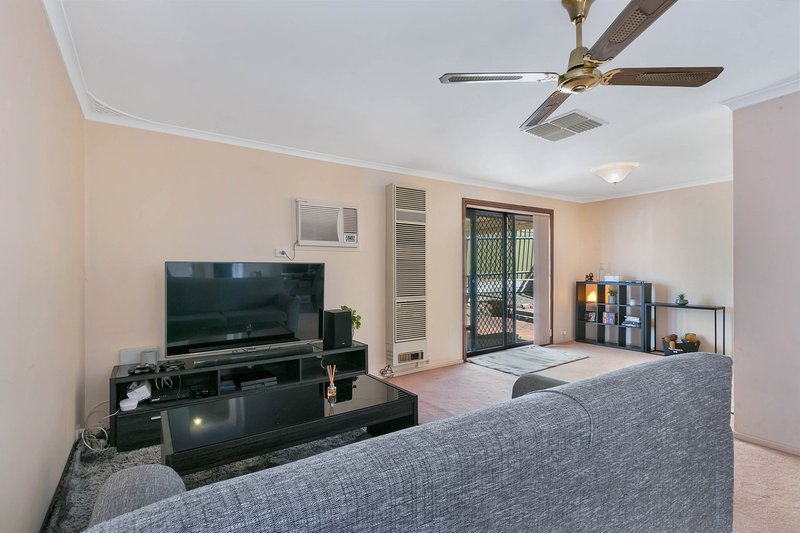 Photo - 12 Mcewin Avenue, Redwood Park SA 5097 - Image 4