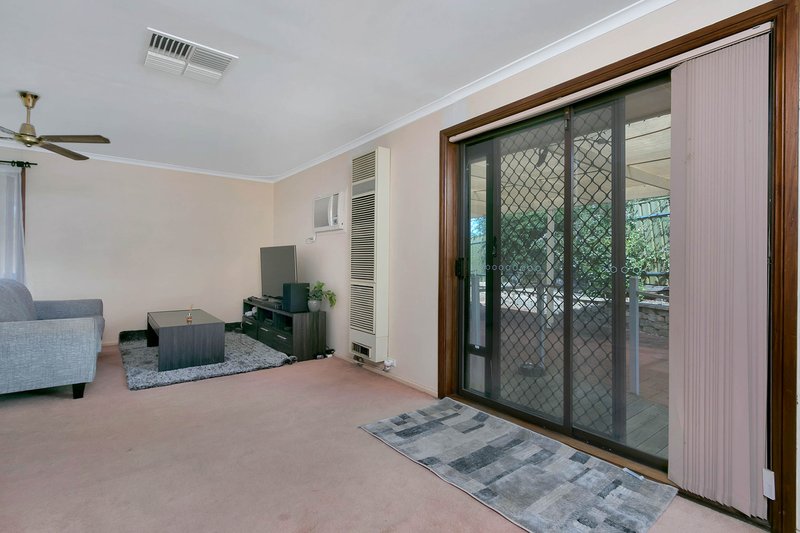 Photo - 12 Mcewin Avenue, Redwood Park SA 5097 - Image 11