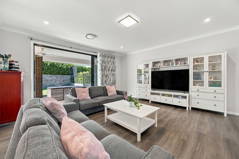 Photo - 12 Mcfadzen Place, Bungendore NSW 2621 - Image 10