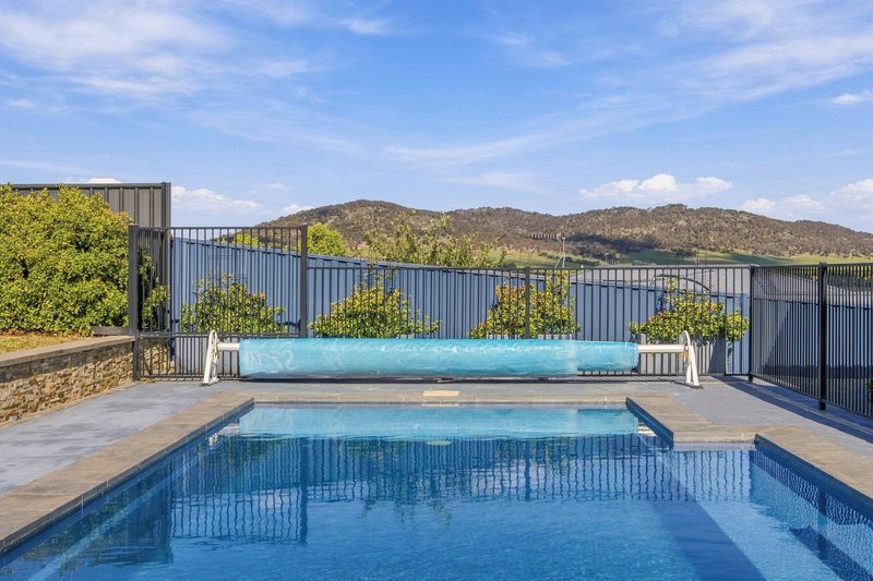 Photo - 12 Mcfadzen Place, Bungendore NSW 2621 - Image 23