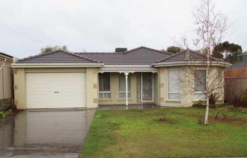 12 Mckinley Court, Barooga NSW 3644