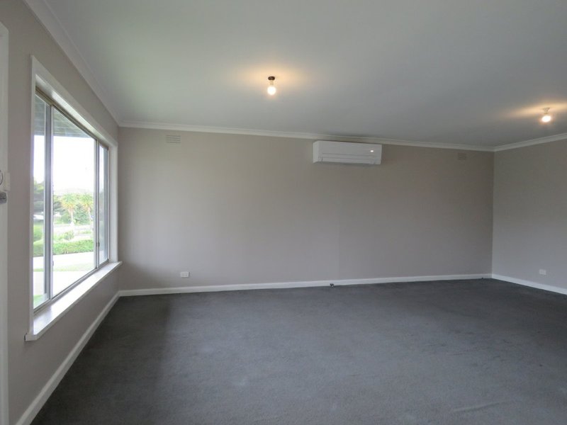 Photo - 12 Mcmillan Grove, Paynesville VIC 3880 - Image 3