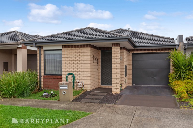 12 Medallion Ave , Beveridge VIC 3753