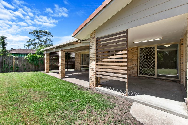 Photo - 12 Meledie Avenue, Kawungan QLD 4655 - Image 16