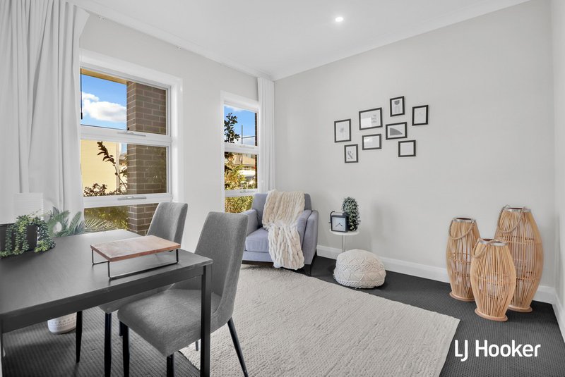 Photo - 12 Mellish Street, Marsden Park NSW 2765 - Image 6