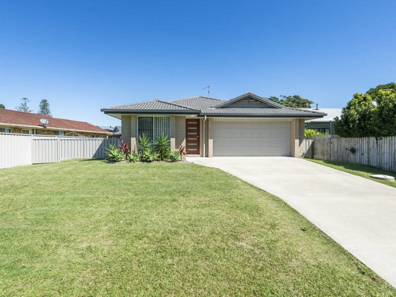 12 Melville Street, Iluka NSW 2466