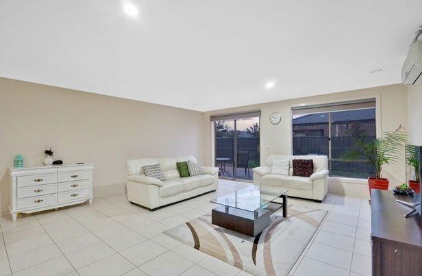 Photo - 12 Melville Street, Tarneit VIC 3029 - Image 3