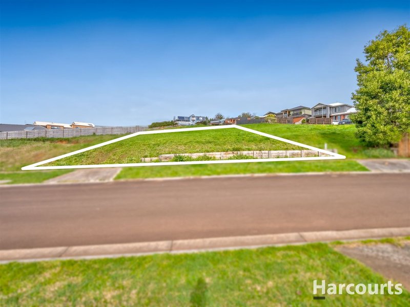 Photo - 12 Melzak Way, Warragul VIC 3820 - Image 5