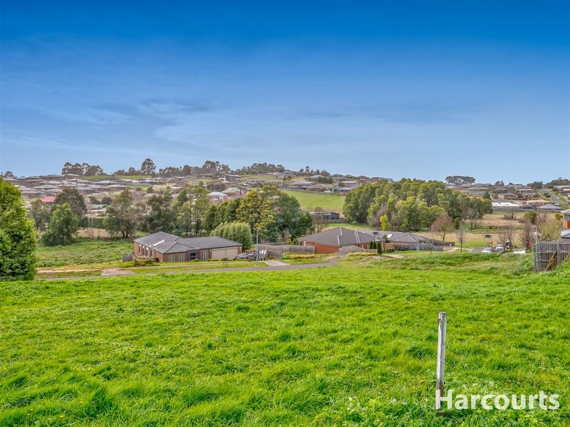 Photo - 12 Melzak Way, Warragul VIC 3820 - Image 7