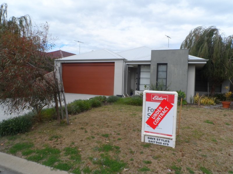 12 Menna Brace , Greenfields WA 6210