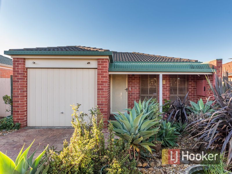 12 Merrijig Avenue, Cranbourne VIC 3977