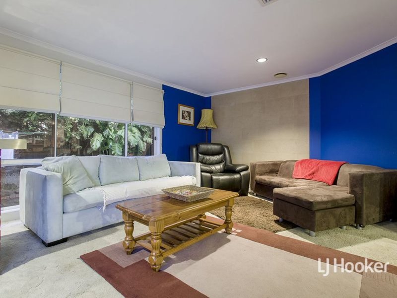 Photo - 12 Michelle Court, Hoppers Crossing VIC 3029 - Image 7