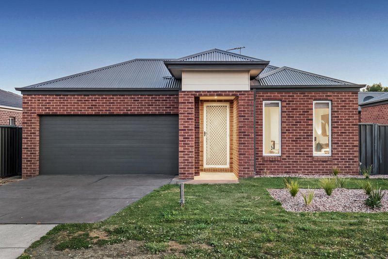 12 Millstream Pass, Craigieburn VIC 3064