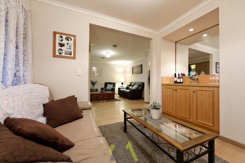 Photo - 12 Milne Court, Langwarrin VIC 3910 - Image 3