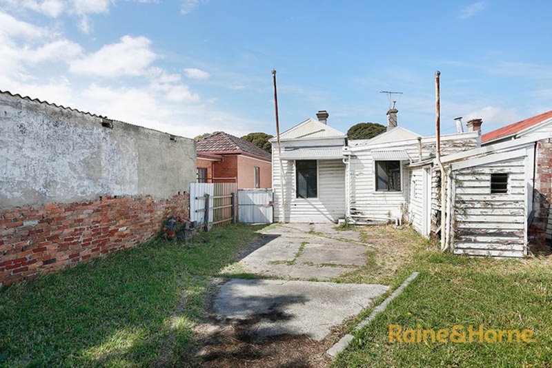 Photo - 12 Mirams Street, Ascot Vale VIC 3032 - Image 11